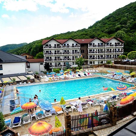 Complex Turistic Casa Romaneasca Călimăneşti Bagian luar foto